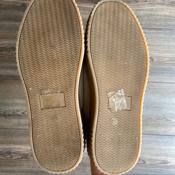 sold // urban outfitters platform fashion sneaker - Picture 9 of 12